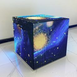 led cube screens (2)
